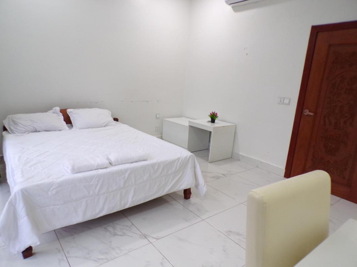 Ananta Aster Apartment Phnom Penh Ngoại thất bức ảnh